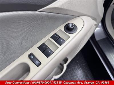 2012 Ford Fusion SE - Photo 19 - Orange, CA 92868