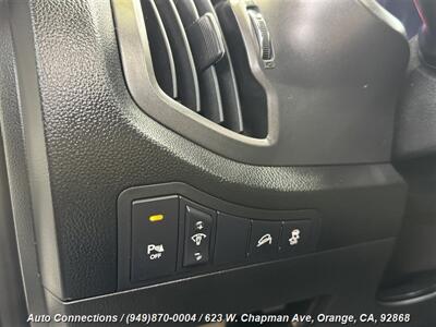 2013 Kia Sportage EX   - Photo 23 - Orange, CA 92868
