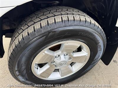 2011 Toyota Tacoma PreRunner V6   - Photo 28 - Orange, CA 92868