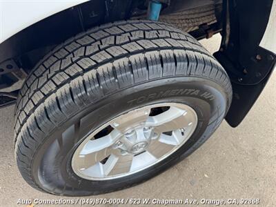 2011 Toyota Tacoma PreRunner V6   - Photo 29 - Orange, CA 92868