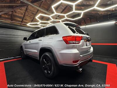 2011 Jeep Grand Cherokee Laredo X   - Photo 4 - Orange, CA 92868