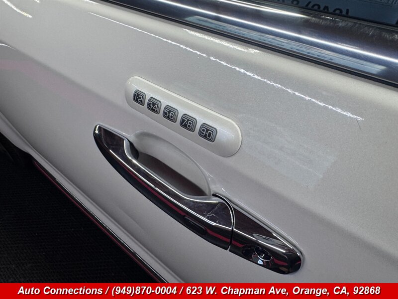 2013 Lincoln MKX - Photo 32 - Orange, CA 92868