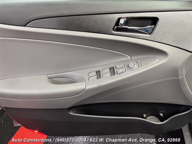 2013 Hyundai Sonata GLS photo 18