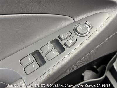 2013 Hyundai SONATA GLS   - Photo 21 - Orange, CA 92868