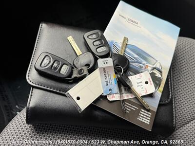 2013 Hyundai SONATA GLS   - Photo 22 - Orange, CA 92868