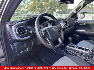 2020 Toyota Tacoma TRD Sport   - Photo 11 - Orange, CA 92868