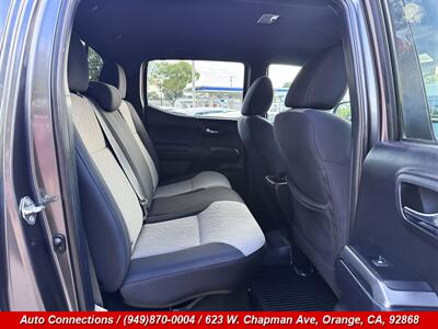2020 Toyota Tacoma TRD Sport   - Photo 8 - Orange, CA 92868
