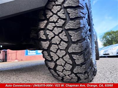 2020 Toyota Tacoma TRD Sport   - Photo 40 - Orange, CA 92868