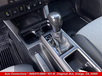 2020 Toyota Tacoma TRD Sport   - Photo 14 - Orange, CA 92868