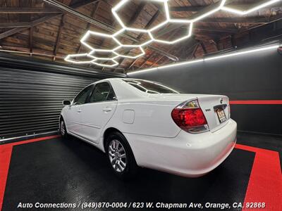2005 Toyota Camry LE   - Photo 4 - Orange, CA 92868