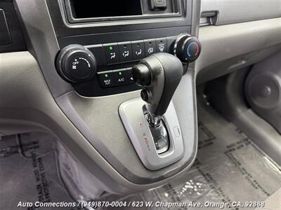 2011 Honda CR-V LX   - Photo 14 - Orange, CA 92868