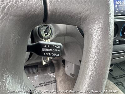 2001 Toyota Tundra SR5   - Photo 14 - Orange, CA 92868