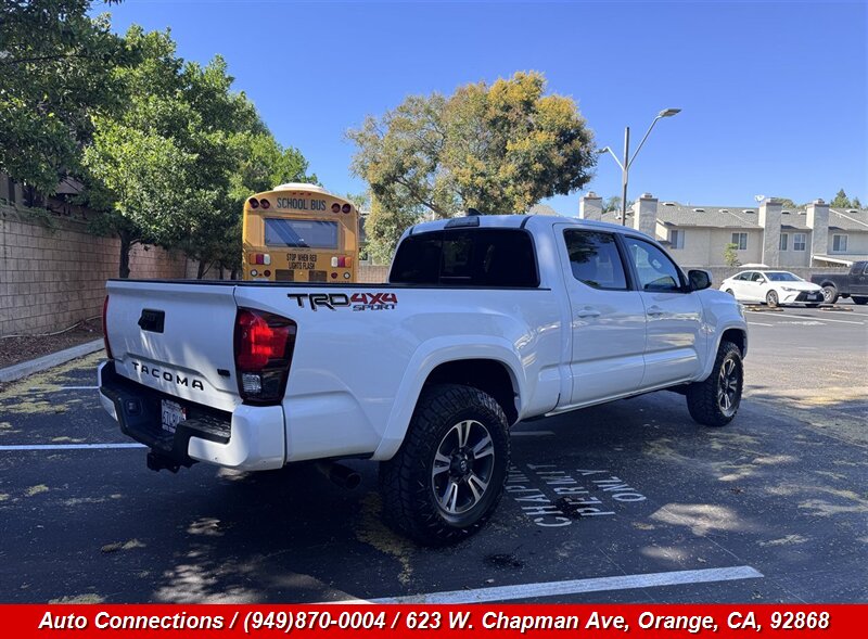 2019 Toyota Tacoma TRD Sport - Photo 4 - Orange, CA 92868