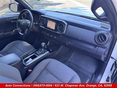 2019 Toyota Tacoma TRD Sport - Photo 10 - Orange, CA 92868