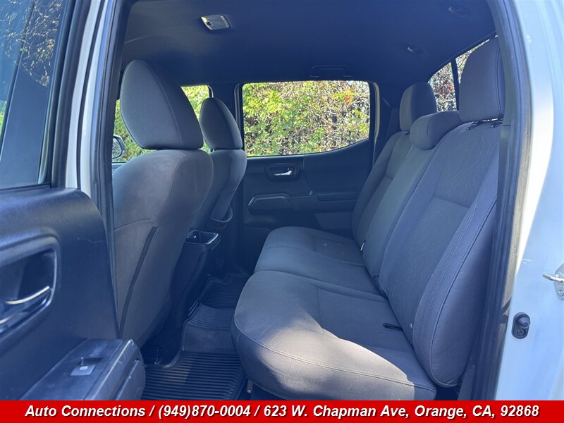 2019 Toyota Tacoma TRD Sport - Photo 9 - Orange, CA 92868