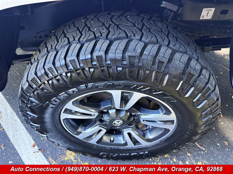2019 Toyota Tacoma TRD Sport - Photo 34 - Orange, CA 92868