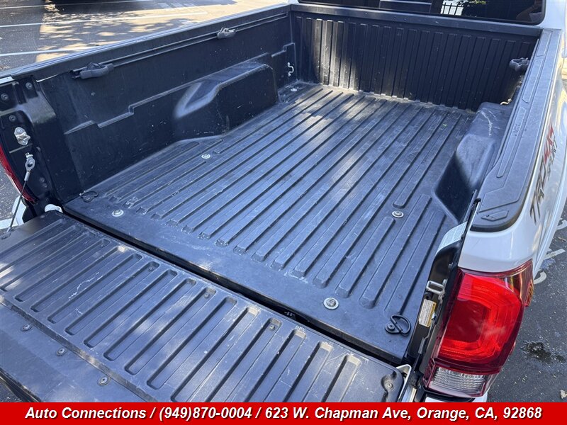 2019 Toyota Tacoma TRD Sport - Photo 24 - Orange, CA 92868