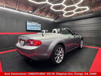 2010 Mazda MX-5 Miata Grand Touring   - Photo 4 - Orange, CA 92868