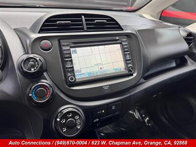 2013 Honda Fit Sport w/Navi   - Photo 15 - Orange, CA 92868