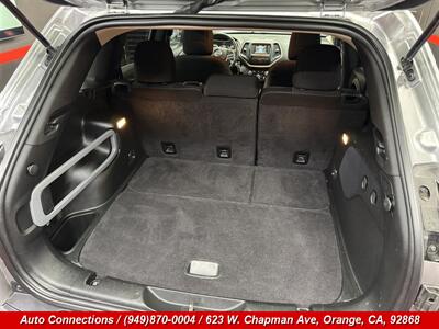 2017 Jeep Cherokee Latitude   - Photo 22 - Orange, CA 92868