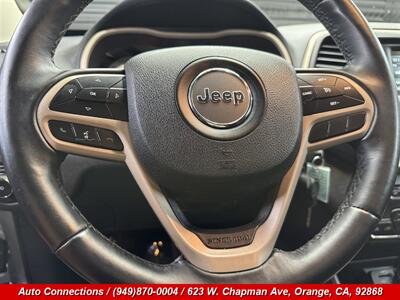 2017 Jeep Cherokee Latitude   - Photo 13 - Orange, CA 92868