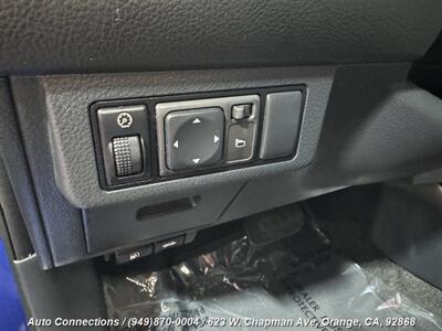 2009 Nissan Versa 1.8 S   - Photo 19 - Orange, CA 92868