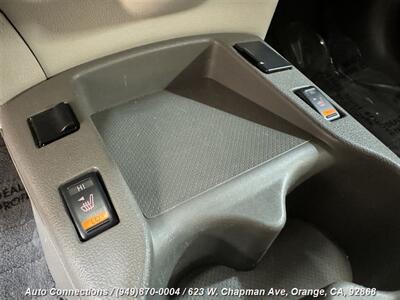 2013 Nissan LEAF SV   - Photo 17 - Orange, CA 92868