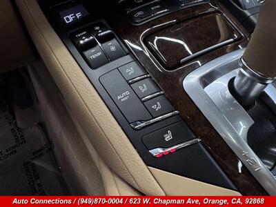 2014 Porsche Cayenne   - Photo 14 - Orange, CA 92868