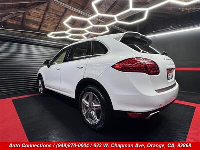2014 Porsche Cayenne   - Photo 4 - Orange, CA 92868