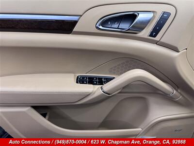 2014 Porsche Cayenne   - Photo 22 - Orange, CA 92868