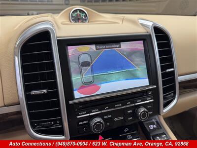 2014 Porsche Cayenne   - Photo 17 - Orange, CA 92868