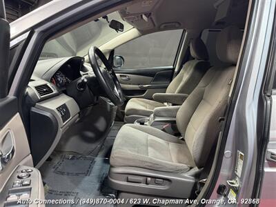 2016 Honda Odyssey SE   - Photo 5 - Orange, CA 92868