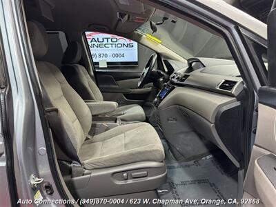 2016 Honda Odyssey SE   - Photo 6 - Orange, CA 92868