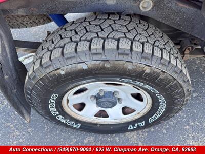 1994 Toyota Pickup SR5 V6 - Photo 26 - Orange, CA 92868