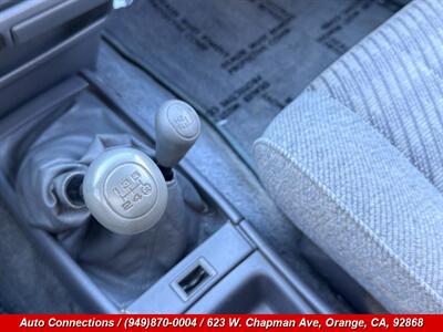 1994 Toyota Pickup SR5 V6 - Photo 13 - Orange, CA 92868