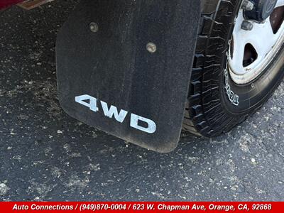1994 Toyota Pickup SR5 V6 - Photo 17 - Orange, CA 92868