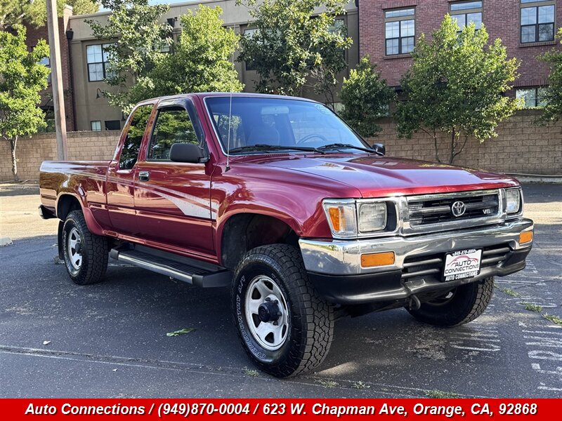 Garnet Pearl 1994 Toyota Pickup 2 Dr SR5 V6 4WD Extended Cab SB Pickup Truck Four-Wheel Drive 5-Speed Manual