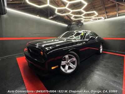 2012 Dodge Challenger SXT   - Photo 2 - Orange, CA 92868