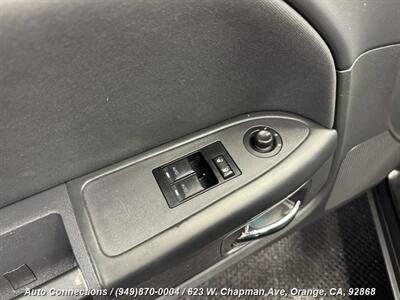 2012 Dodge Challenger SXT   - Photo 19 - Orange, CA 92868