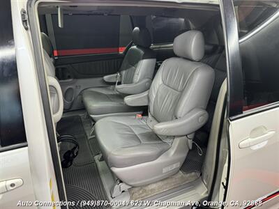 2007 Toyota Sienna XLE Limited 7-Passen   - Photo 9 - Orange, CA 92868