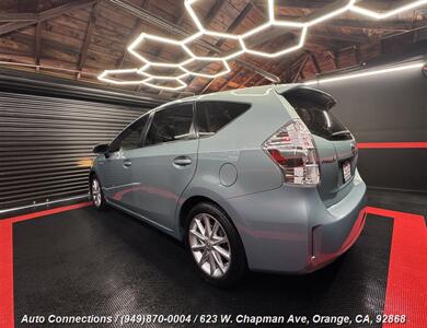 2014 Toyota Prius v Five   - Photo 4 - Orange, CA 92868
