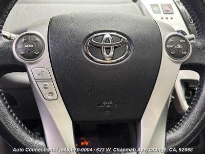 2014 Toyota Prius v Five   - Photo 13 - Orange, CA 92868