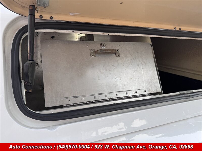 2016 Toyota Tacoma SR - Photo 20 - Orange, CA 92868