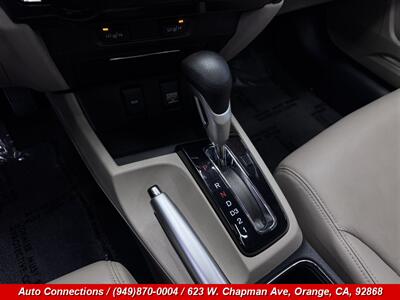 2013 Honda Civic EX-L w/Navi   - Photo 14 - Orange, CA 92868
