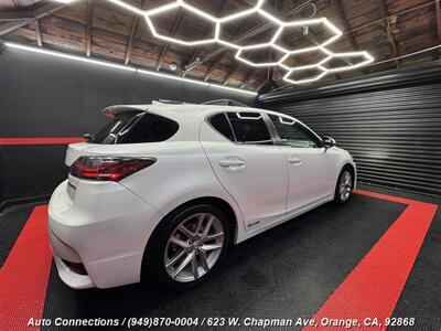 2014 Lexus CT 200h   - Photo 3 - Orange, CA 92868