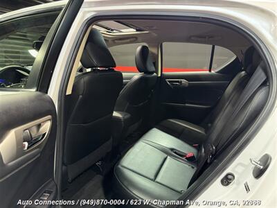 2014 Lexus CT 200h   - Photo 9 - Orange, CA 92868