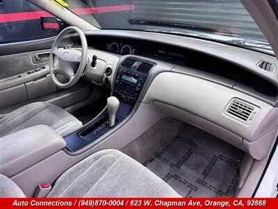 2001 Toyota Avalon XL   - Photo 10 - Orange, CA 92868