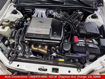 2001 Toyota Avalon XL   - Photo 22 - Orange, CA 92868