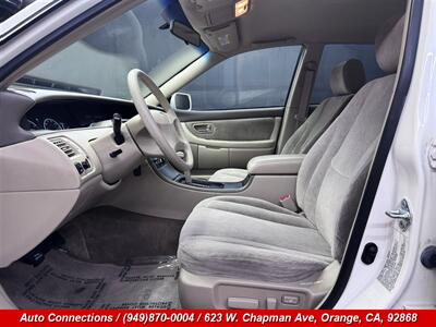 2001 Toyota Avalon XL   - Photo 6 - Orange, CA 92868