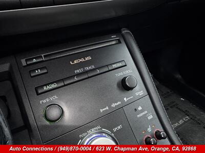2013 Lexus CT 200h   - Photo 16 - Orange, CA 92868